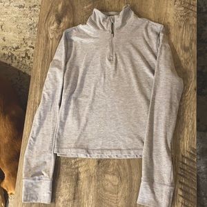 90 degree crop athletic top